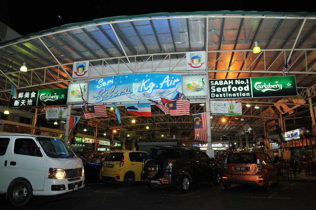 Api-Api Guesthouse Kota Kinabalu Buitenkant foto