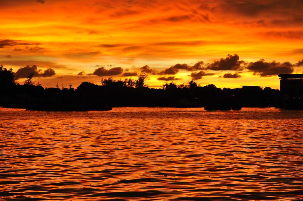 Api-Api Guesthouse Kota Kinabalu Buitenkant foto