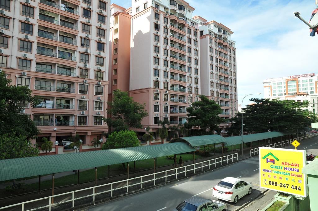 Api-Api Guesthouse Kota Kinabalu Buitenkant foto