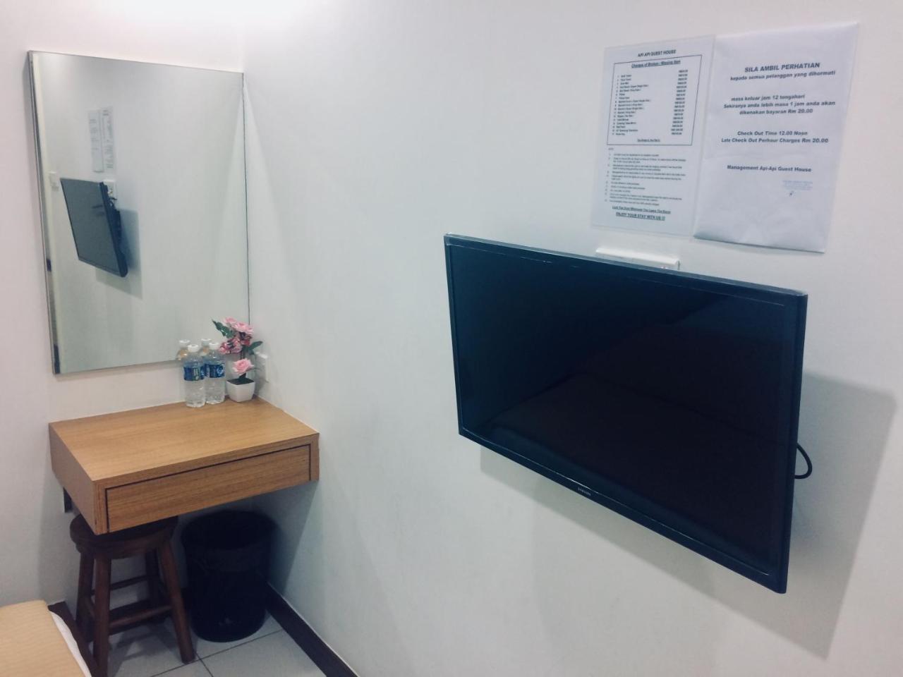 Api-Api Guesthouse Kota Kinabalu Buitenkant foto