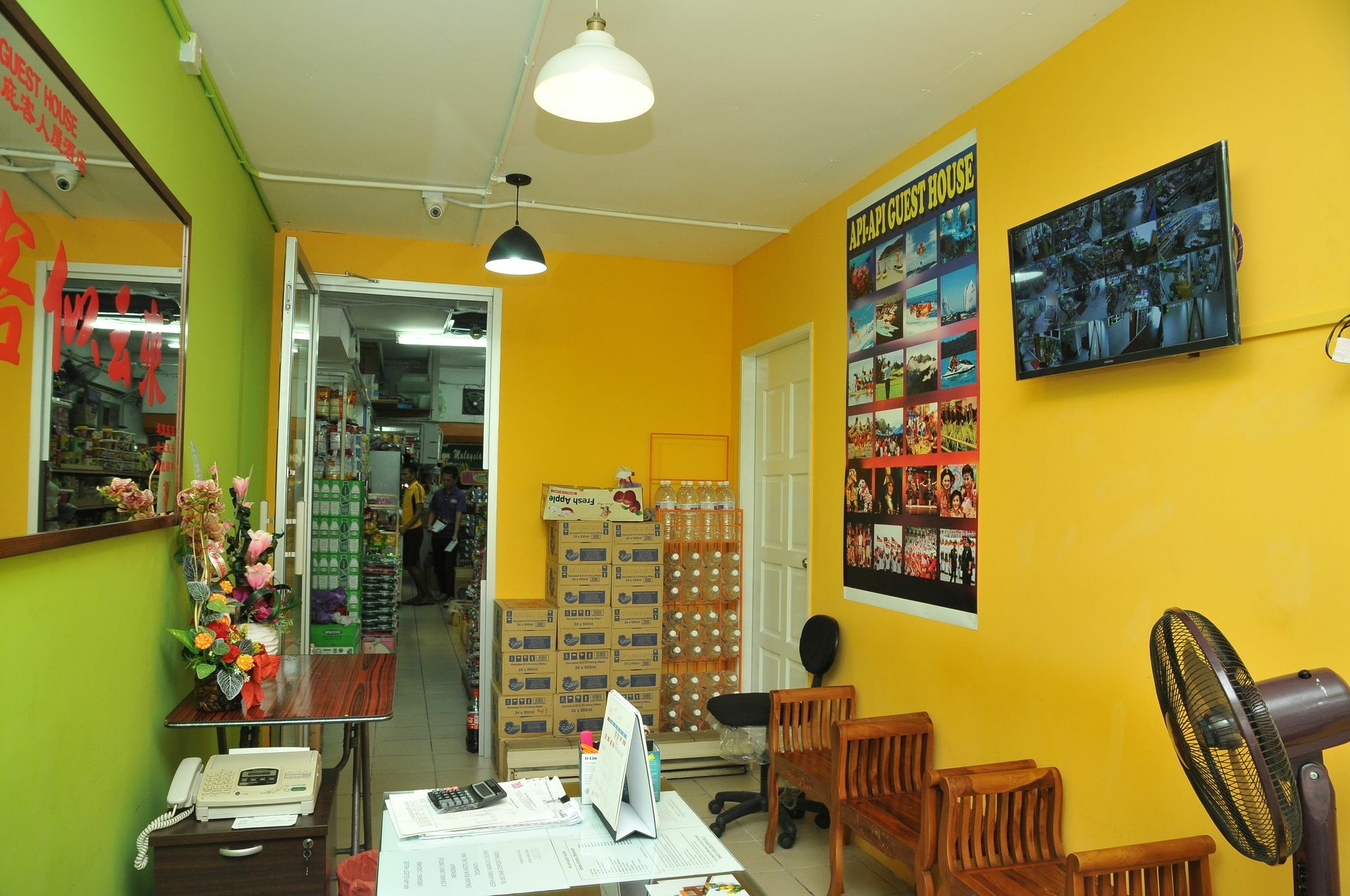 Api-Api Guesthouse Kota Kinabalu Buitenkant foto